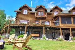 Plenty of outdoor space to enjoy the north woods