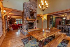 Open flow between kitchen, dining room, and family room